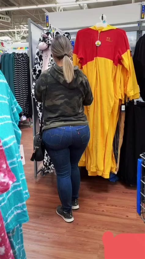 big ass mom|r/bigbutt